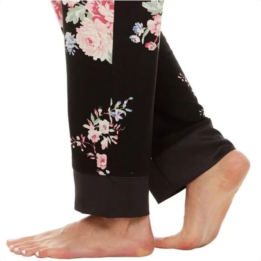 Flora Nikrooz Pajama Set Women Size XL Satin Trim Notch Collar Black Floral NWT - Picture 5 of 7